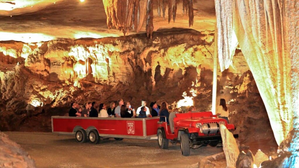 Fantastic Caverns — Ride Through Cave (Springfield, MO) Fantastic Caverns — Ride Through Cave (Springfield, MO)